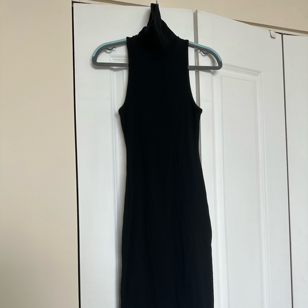 Turtle neck midi dress